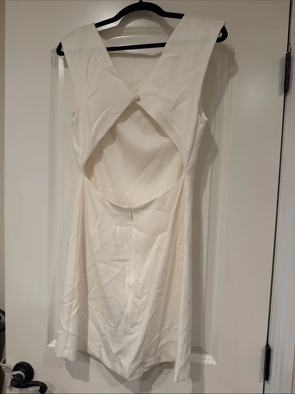 Theory White Sleeveless Shift Dress